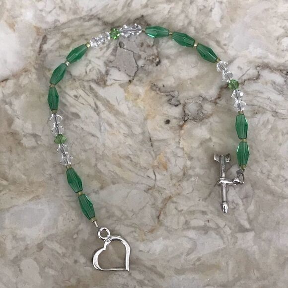 NEW - Sterling Silver & Austrian Crystals Bracelet Heart & Arrow Toggle Closure - Picture 3 of 4